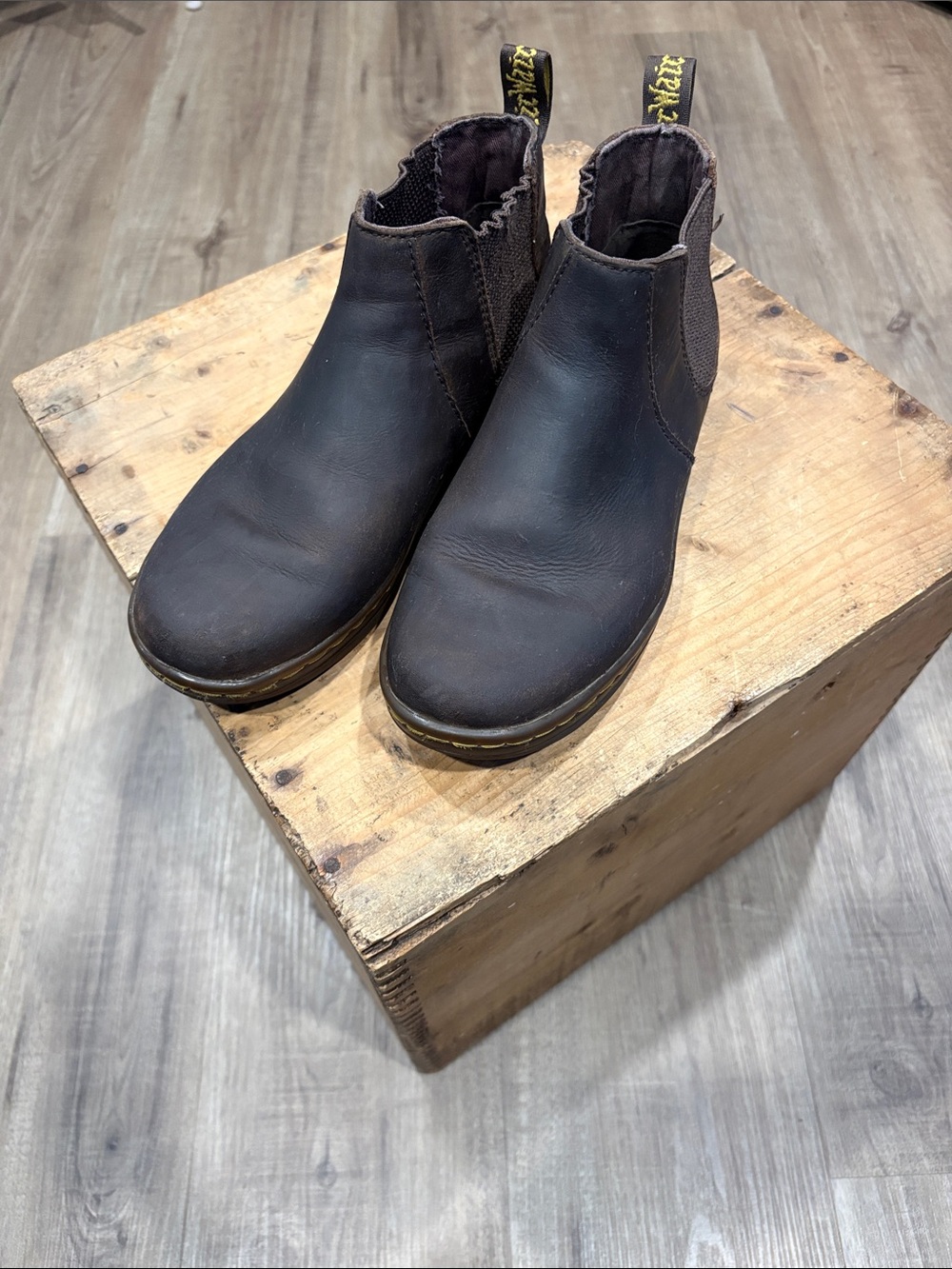 DR. MARTINS KATYA WOMEN'S LEATHER CASUAL CHELSEA BOOTS